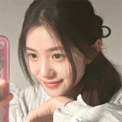 弘大少年 海报
